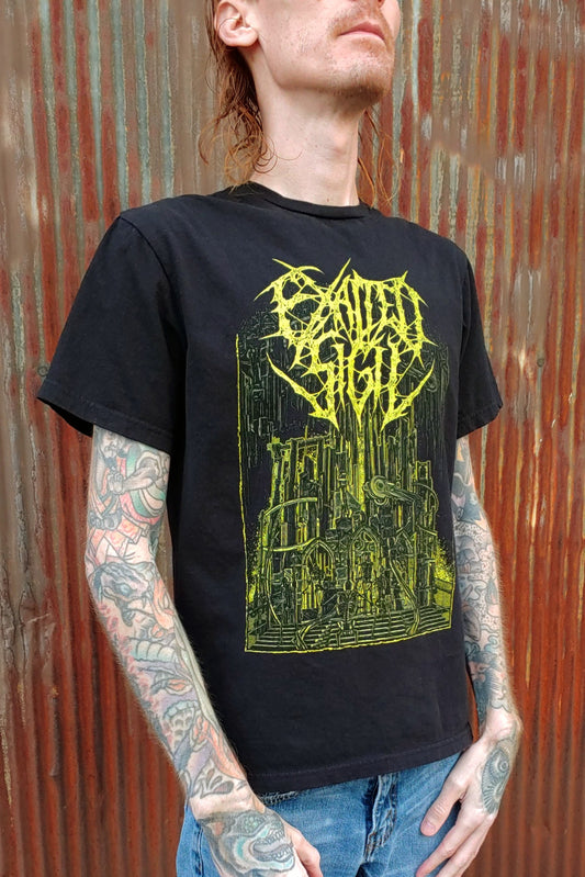 Headsplit Design T-Shirt